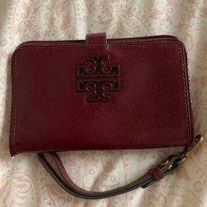 Tory Burch Full Size Wallet Wristlet